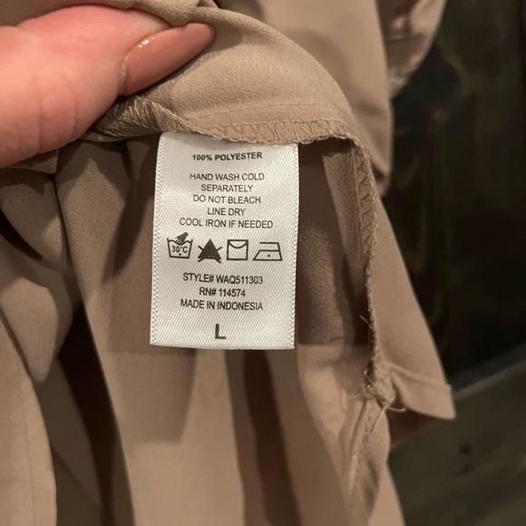 Pleione Brown Tunic with Batwing Sleeves and Relaxed Fit - Picture 5 of 13